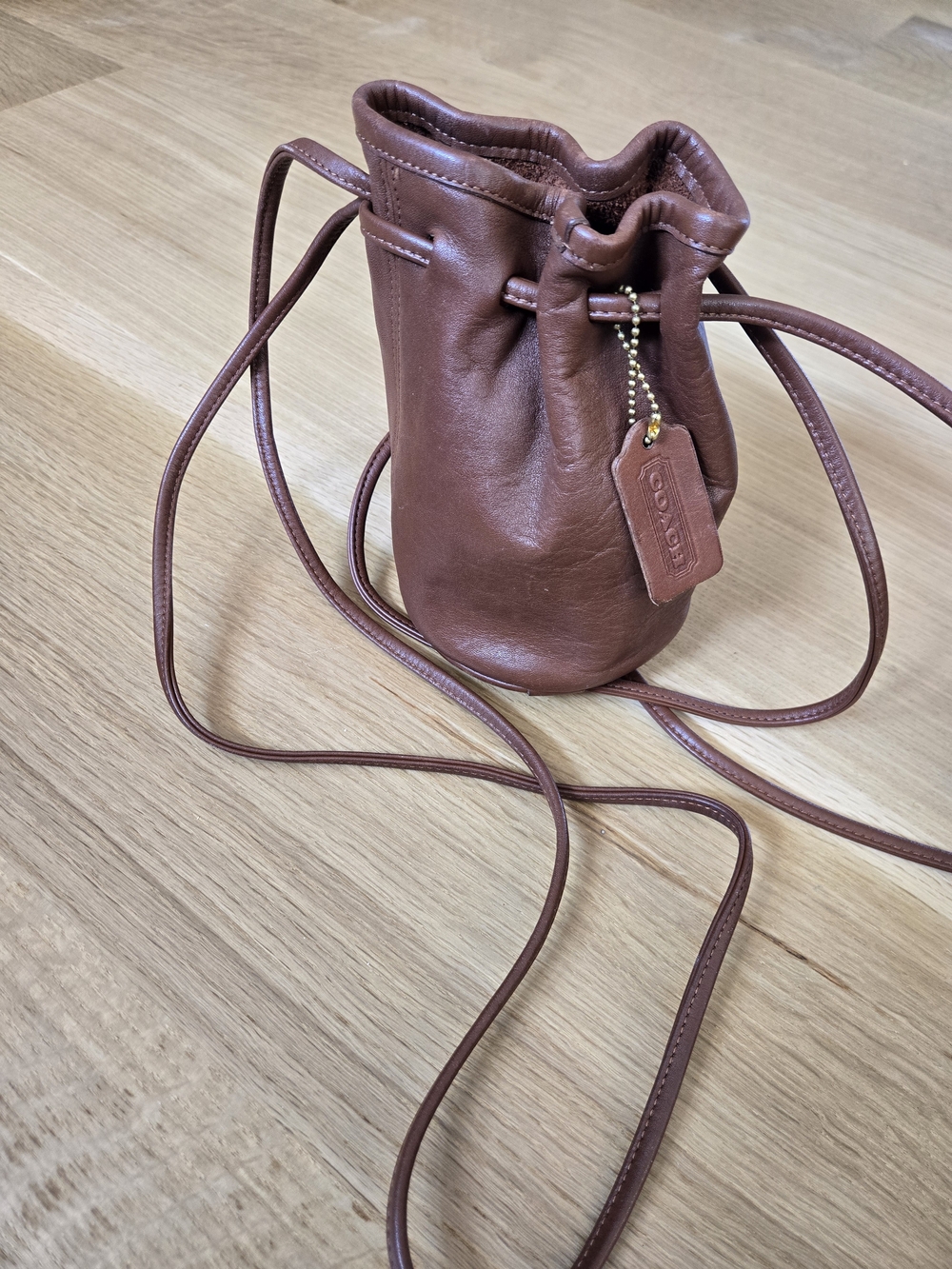 Rare Coach Vintage Brown Leather Drawstring Crossbody Bag 4144
